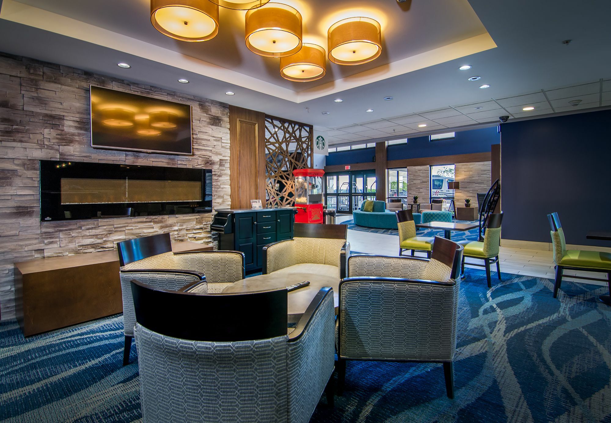 Holiday Inn & Suites Syracuse Airport - Liverpool Exterior photo