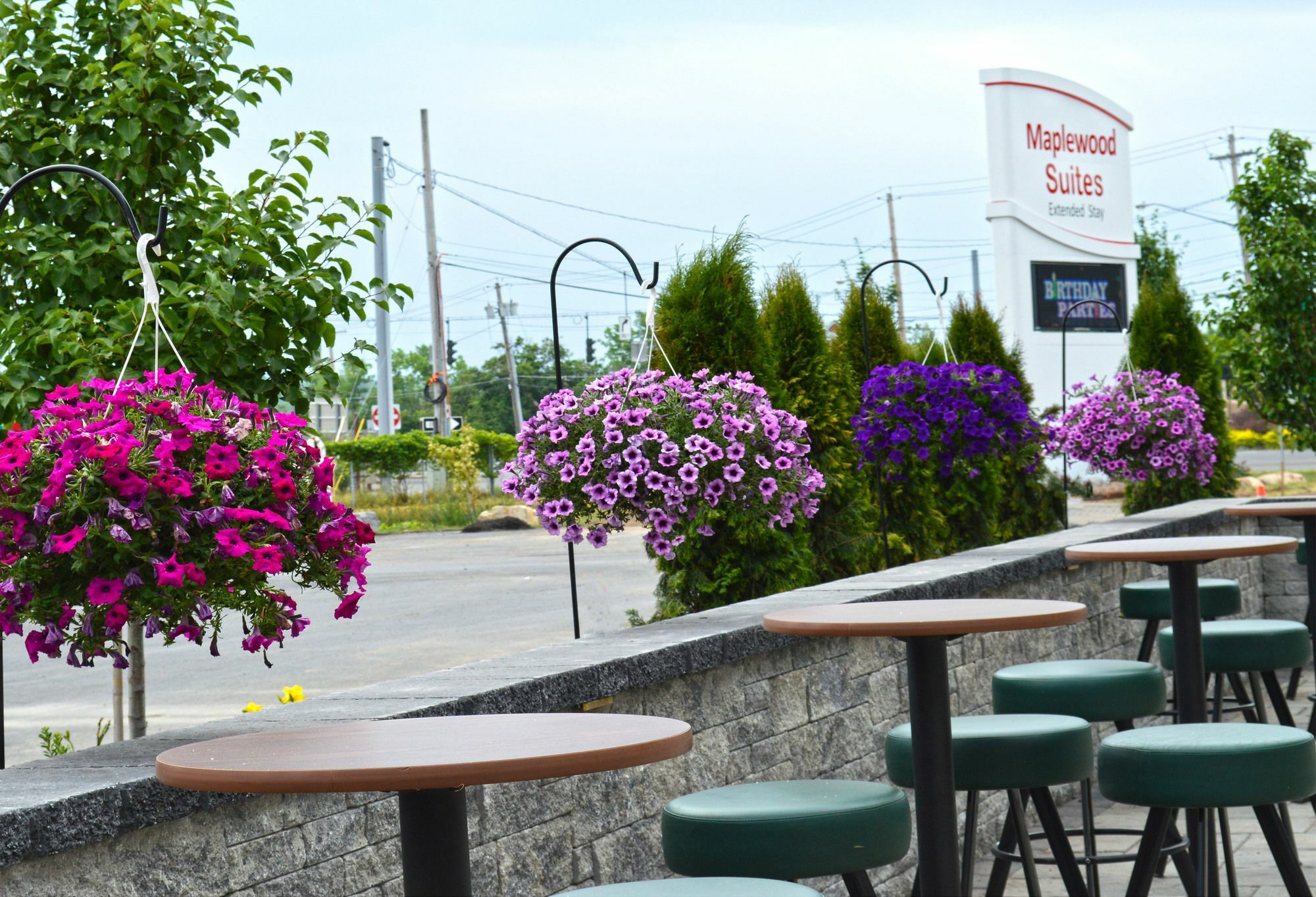 Holiday Inn & Suites Syracuse Airport - Liverpool Exterior photo